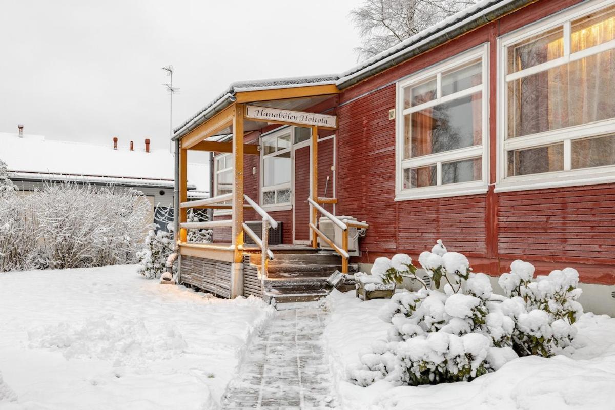 Bungalow House Flat In Rekola 33M2 Vantaa Dış mekan fotoğraf